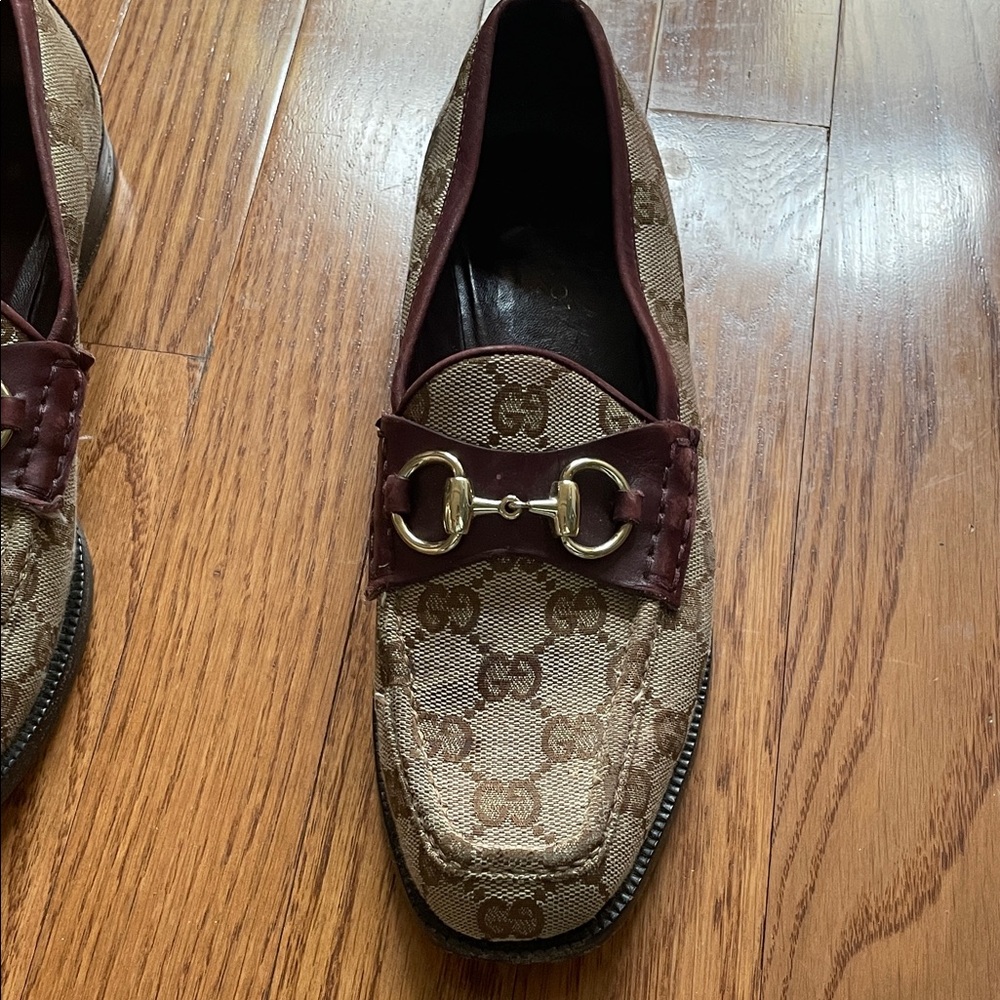 Gucci Beige and Brown Loafers - Picture 2 of 16